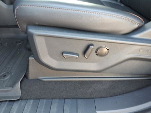 Certified 2026 Ford F250 Lariat AWD/4WD image 13