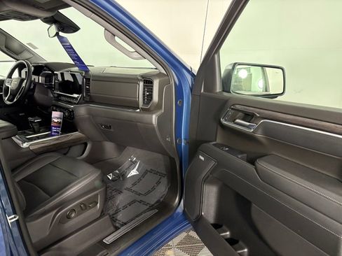 Used 2024 Chevrolet Silverado 1500 LTZ w/ Z71 Off-Road Package image 34