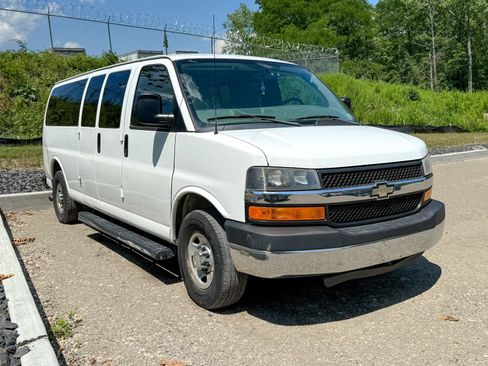 Used 2013 Chevrolet Express 3500 LT w/ LT Preferred Equipment Group RWD image 1