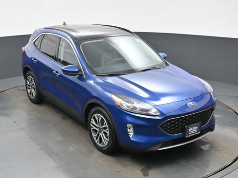 Used 2022 Ford Escape SEL w/ Technology Package image 40