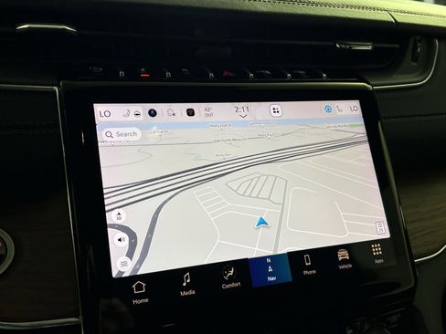 Used 2023 Jeep Grand Cherokee L Summit w/ Advanced Protech Group IV image 20