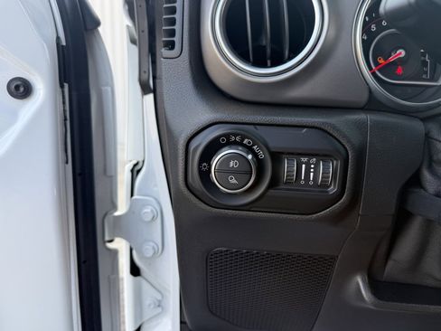 Used 2020 Jeep Gladiator Rubicon w/ Dual Top Group image 26