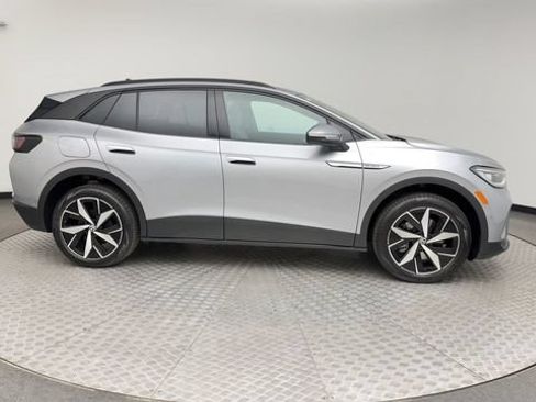 Certified 2024 Volkswagen ID.4 Pro S AWD/4WD image 9