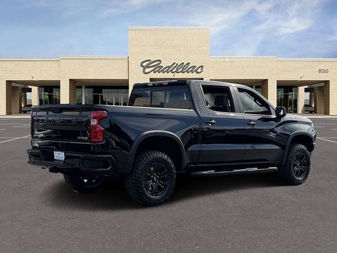 Used 2023 Chevrolet Silverado 1500 ZR2 w/ Technology Package image 5