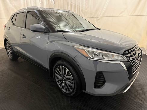 Used 2021 Nissan Kicks SV image 10
