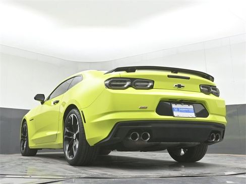 Used 2021 Chevrolet Camaro SS image 41