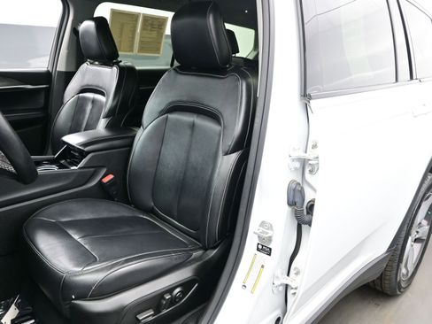 Used 2022 Jeep Grand Cherokee L Limited image 12