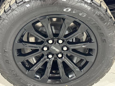 Used 2021 GMC Canyon Elevation image 9