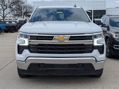 Used 2025 Chevrolet Silverado 1500 LT image 6