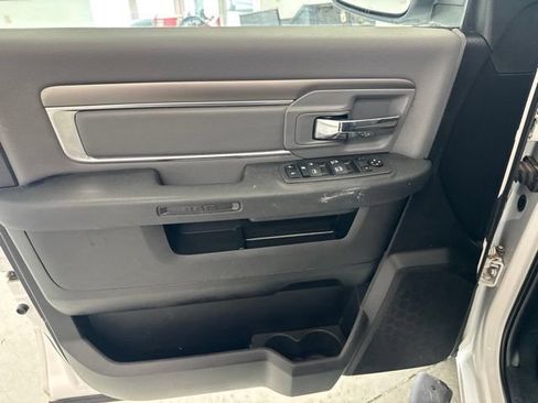 Used 2022 RAM 1500 Classic SLT w/ Protection Group AWD/4WD image 19