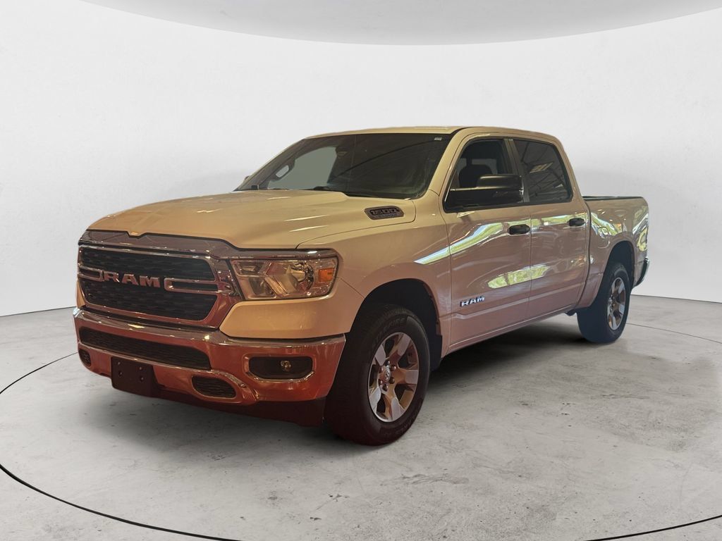 Used 2024 RAM 1500 Big Horn AWD/4WD image 7
