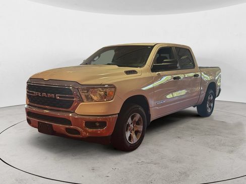 Used 2024 RAM 1500 Big Horn AWD/4WD image 7