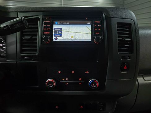 Used 2018 Nissan NV 3500 SV w/ Navigation Package RWD image 21