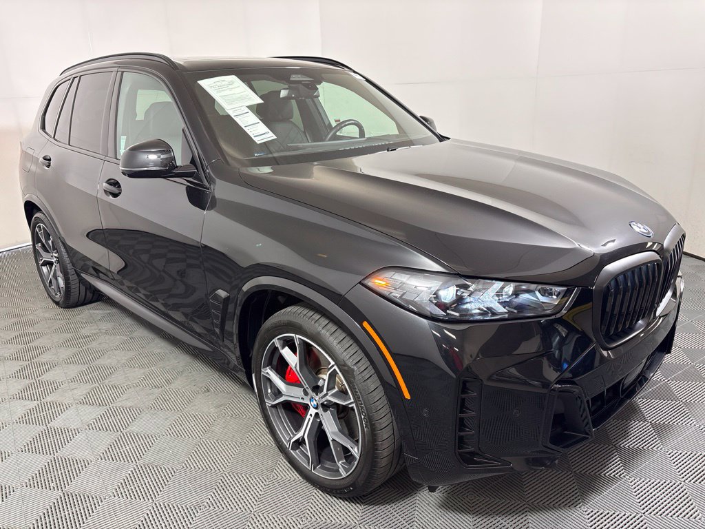 Certified 2026 BMW X5 xDrive50e w/ M Sport Package AWD/4WD image 4