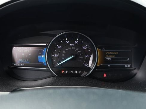 Used 2019 Ford Explorer XLT w/ Equipment Group 202A FWD image 11