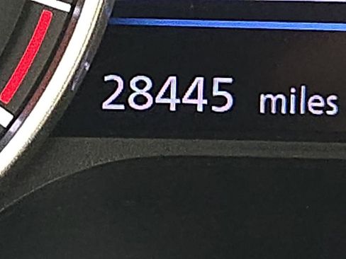 Used 2025 Nissan Sentra SV image 18