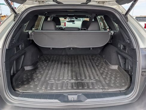 Used 2022 Subaru Outback Wilderness AWD/4WD image 9