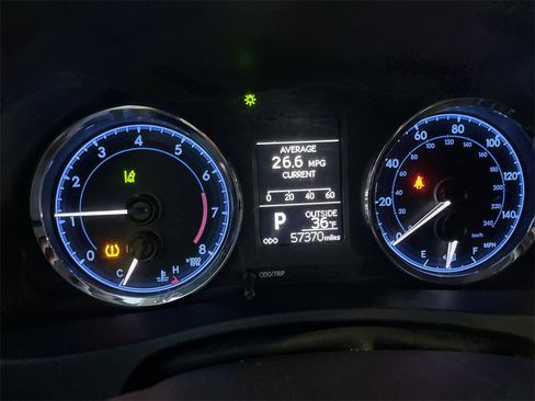 Used 2019 Toyota Corolla LE image 17