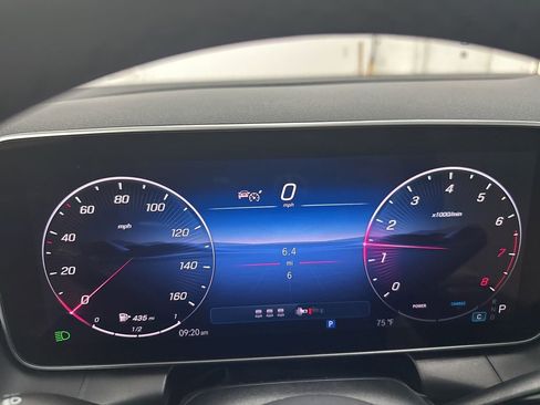 Used 2026 Mercedes-Benz GLC 300 image 12