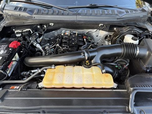 Used 2018 Ford F150 Lariat w/ Equipment Group 502A Luxury image 31