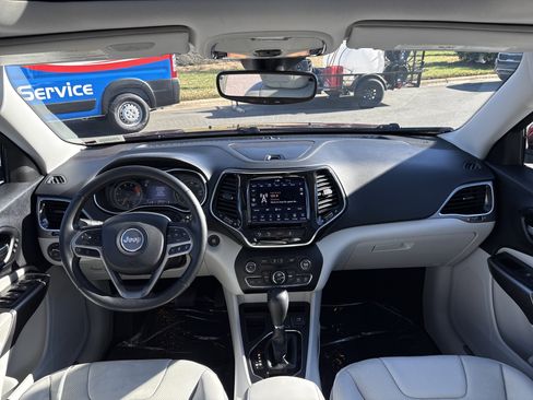 Certified 2021 Jeep Cherokee Limited w/ Elite Package image 21