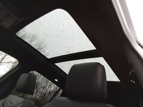 Used 2023 Cadillac XT6 Sport image 10