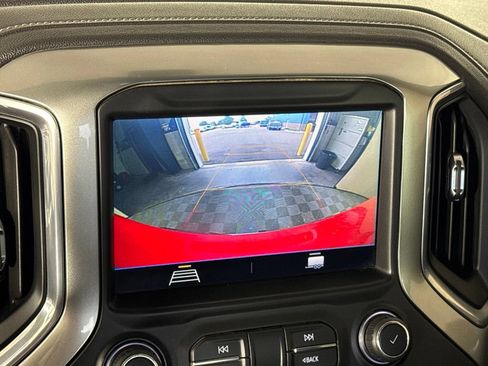 Used 2021 Chevrolet Silverado 1500 LT AWD/4WD image 18