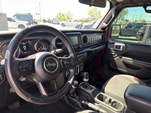Used 2021 Jeep Wrangler Unlimited Sport AWD/4WD image 9