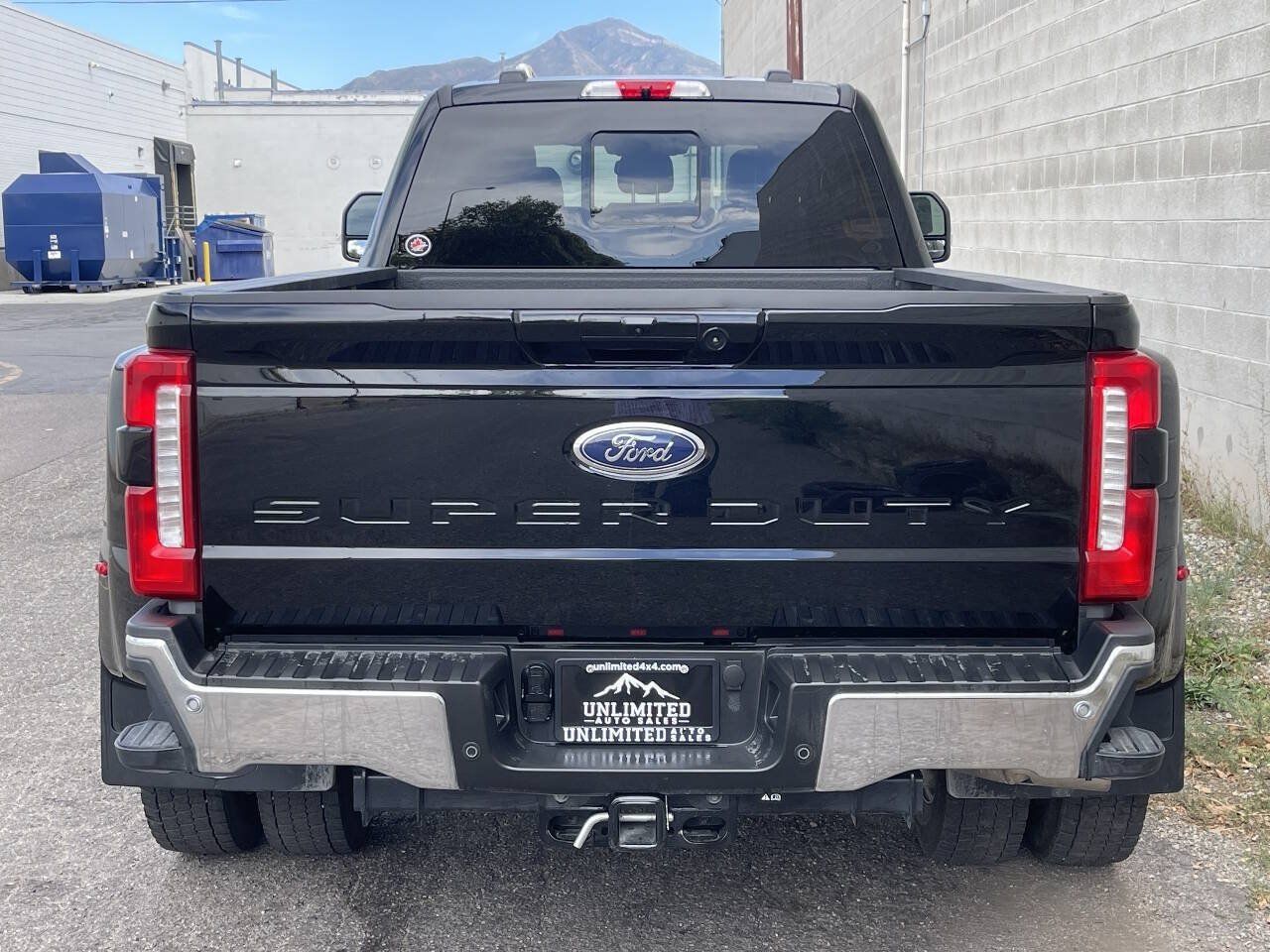 Used 2026 Ford F450 Lariat w/ Lariat Premium Package AWD/4WD image 8