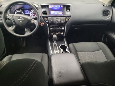 Used 2020 Nissan Pathfinder S AWD/4WD image 22