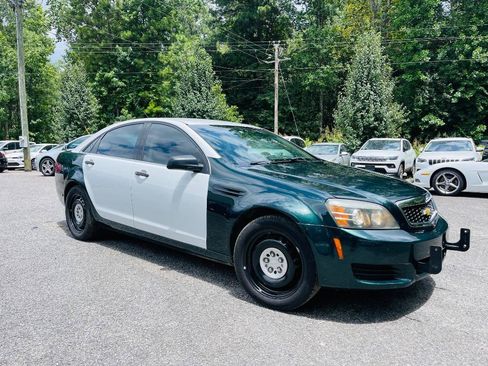 Used 2014 Chevrolet Caprice RWD image 12