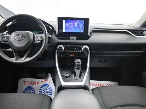 Used 2025 Toyota RAV4 XLE AWD/4WD image 31