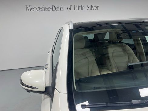 Used 2022 Mercedes-Benz GLC 300 4MATIC image 12