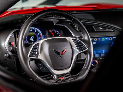 Used 2019 Chevrolet Corvette Z06 RWD image 27