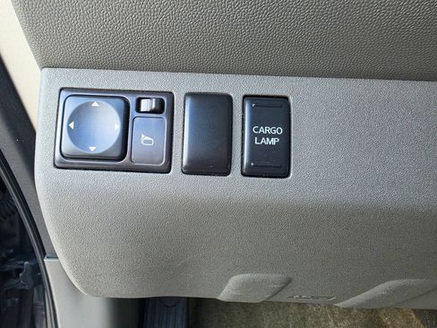 Used 2012 Nissan Frontier SV w/ SV Premium Utility Pkg RWD image 43