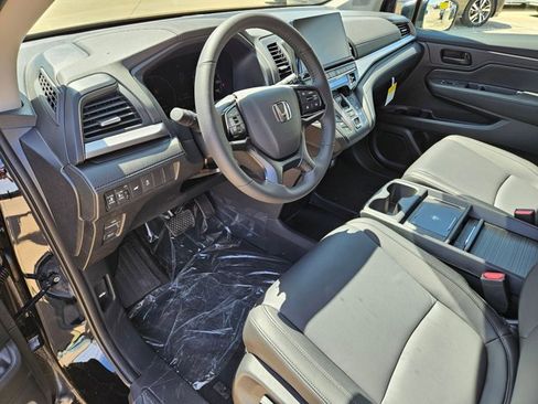 New 2026 Honda Odyssey EX-L image 3