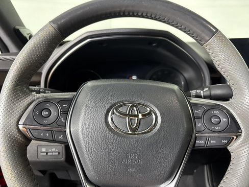 Used 2022 Toyota Avalon Limited w/ Advanced Safety Package FWD image 13