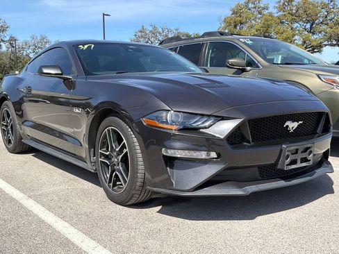 Used 2022 Ford Mustang GT Premium image 3
