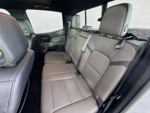 Used 2024 Chevrolet Colorado ZR2 w/ ZR2 Bison Edition image 22