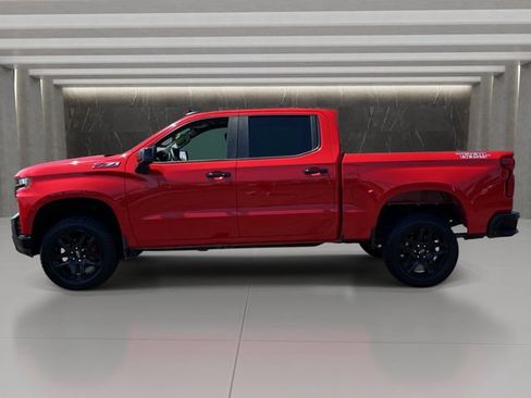 Used 2021 Chevrolet Silverado 1500 LT Trail Boss w/ Bed Protection Package AWD/4WD image 2