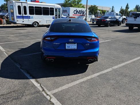 Used 2018 Kia Stinger GT2 image 7