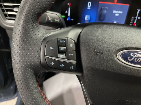 Used 2023 Ford Escape ST-Line w/ Tech Pack #1 image 18