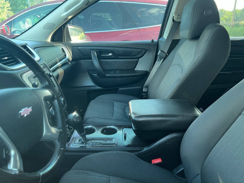 Used 2017 Chevrolet Traverse LT AWD/4WD image 12