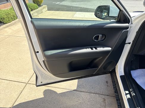 New 2026 Hyundai Ioniq 5 SEL AWD/4WD image 12