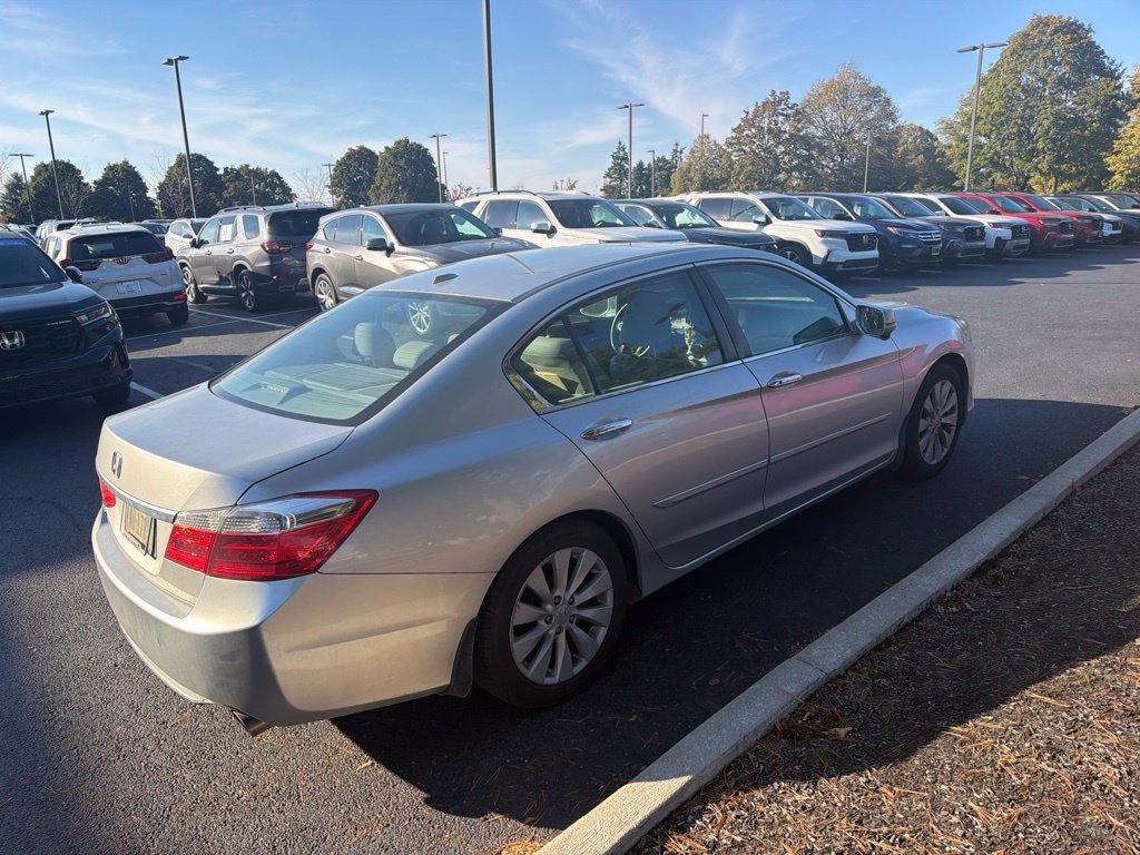 Used 2015 Honda Accord EX-L image 6