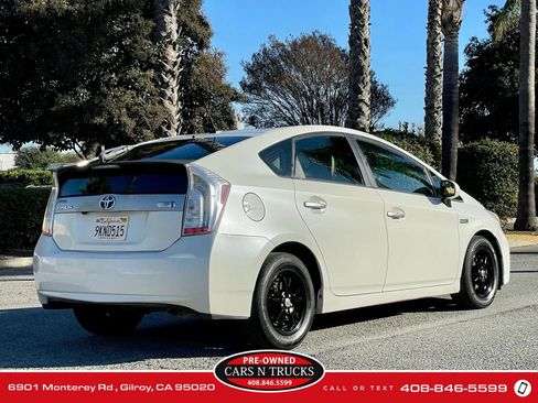 Used 2014 Toyota Prius Prime Advanced FWD image 4