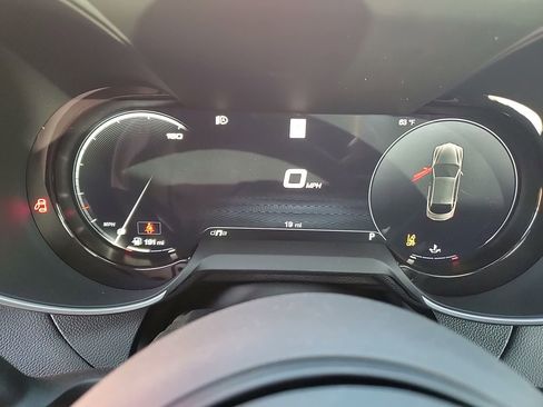 New 2025 Alfa Romeo Giulia AWD image 30