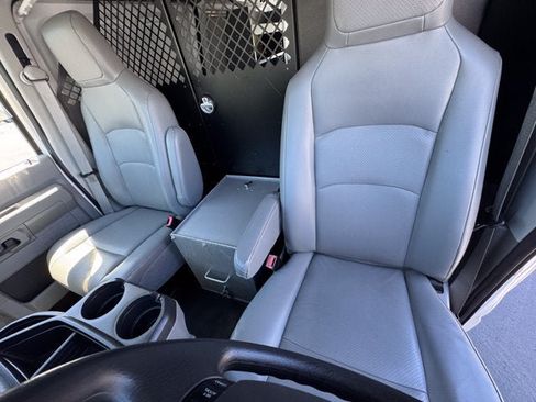 Used 2012 Ford E-250 and Econoline 250 w/ Commercial Cargo Van Pkg RWD image 9