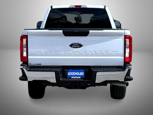 New 2026 Ford F250 XLT w/ FX4 Off-Road Package AWD/4WD image 6