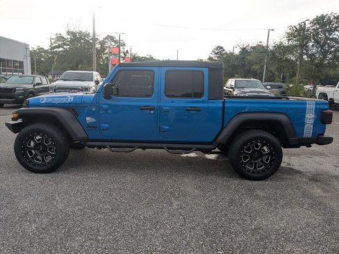 Used 2020 Jeep Gladiator Sport w/ Quick Order Package 24S AWD/4WD image 7